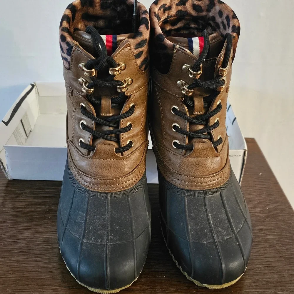 Tommy Hilfiger Women Leopard Print Duck Boots Brown Black Size 8M Lace Up Rain